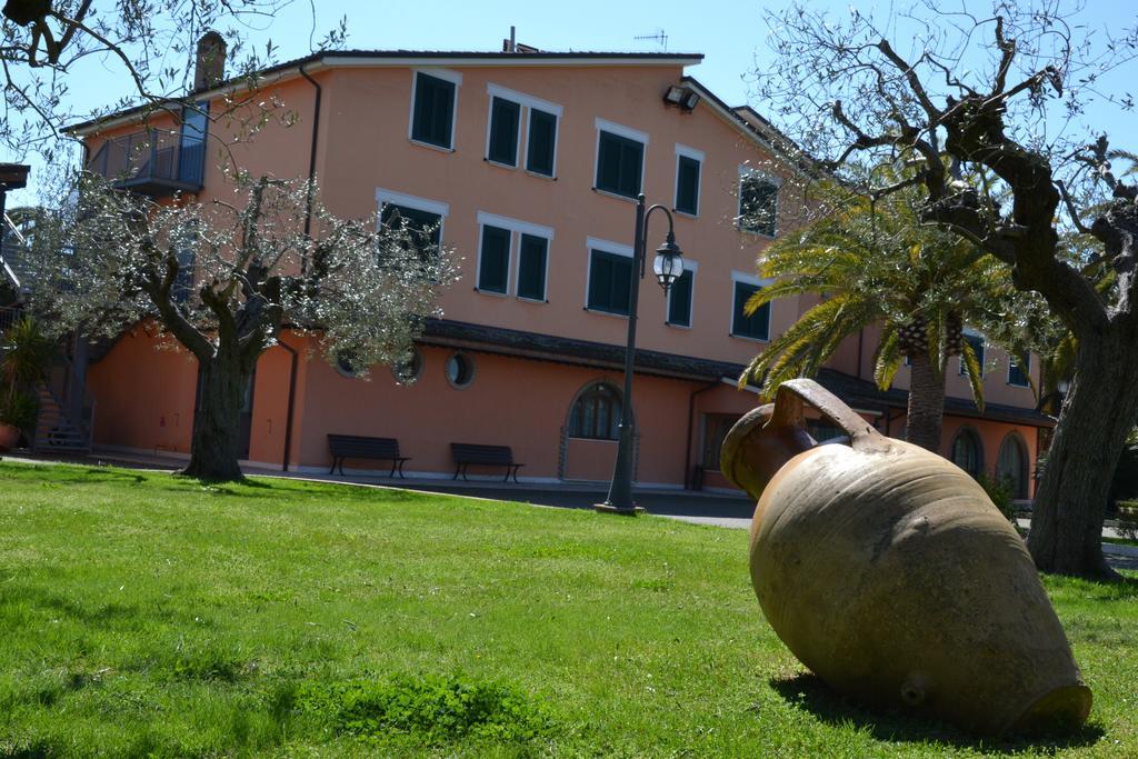 Villa Luigi Hotel & Restaurant Nuova Gestione Villa Rosa Di Martinsicuro Exterior photo