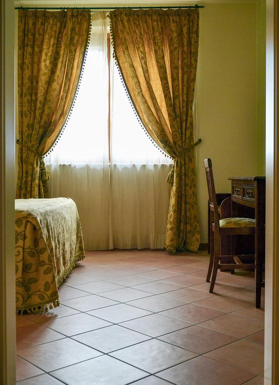 Villa Luigi Hotel & Restaurant Nuova Gestione Villa Rosa Di Martinsicuro Room photo
