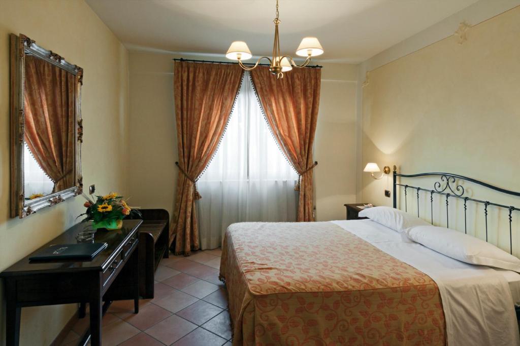 Hotel Villa Luigi Villa Rosa Di Martinsicuro Room photo